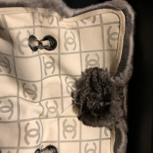 Authentic Vintage Chanel Fur Flap Bag. - Picture 2 of 5
